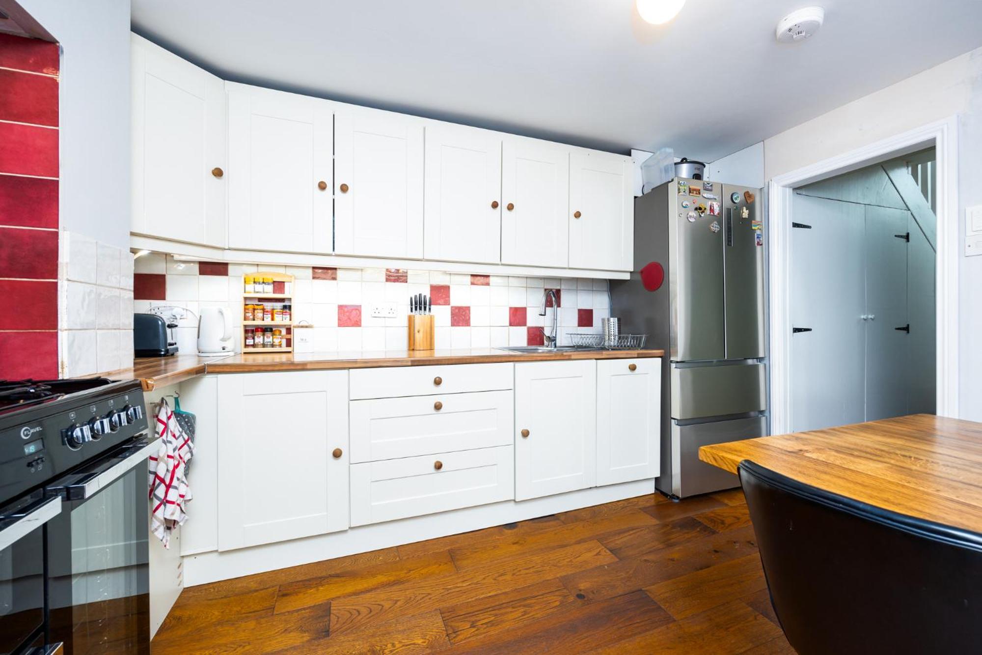 Charming Victorian 3bd Townhouse With Free Parking Appartement
